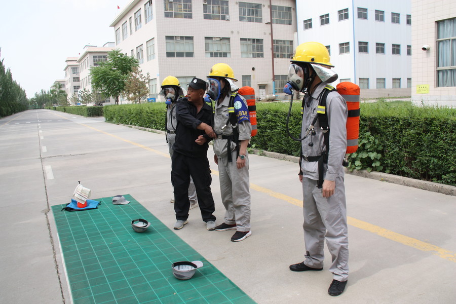 1653981292650041.jpg 空气呼吸器培训2022.5.25 004.JPG