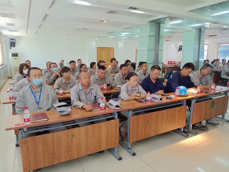 1656925426425803.jpg 优秀党员.jpg