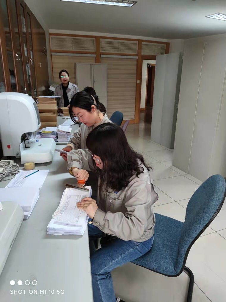 1662359085130347.jpg 李琳3 (1).jpg